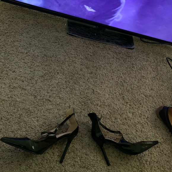 Patent leather pumps - Picture 3 of 4